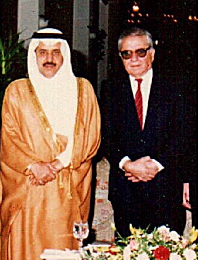 الدكتور اكرم نشات ابراهيم مع سمو الامير نايف بن عبدالعزيز