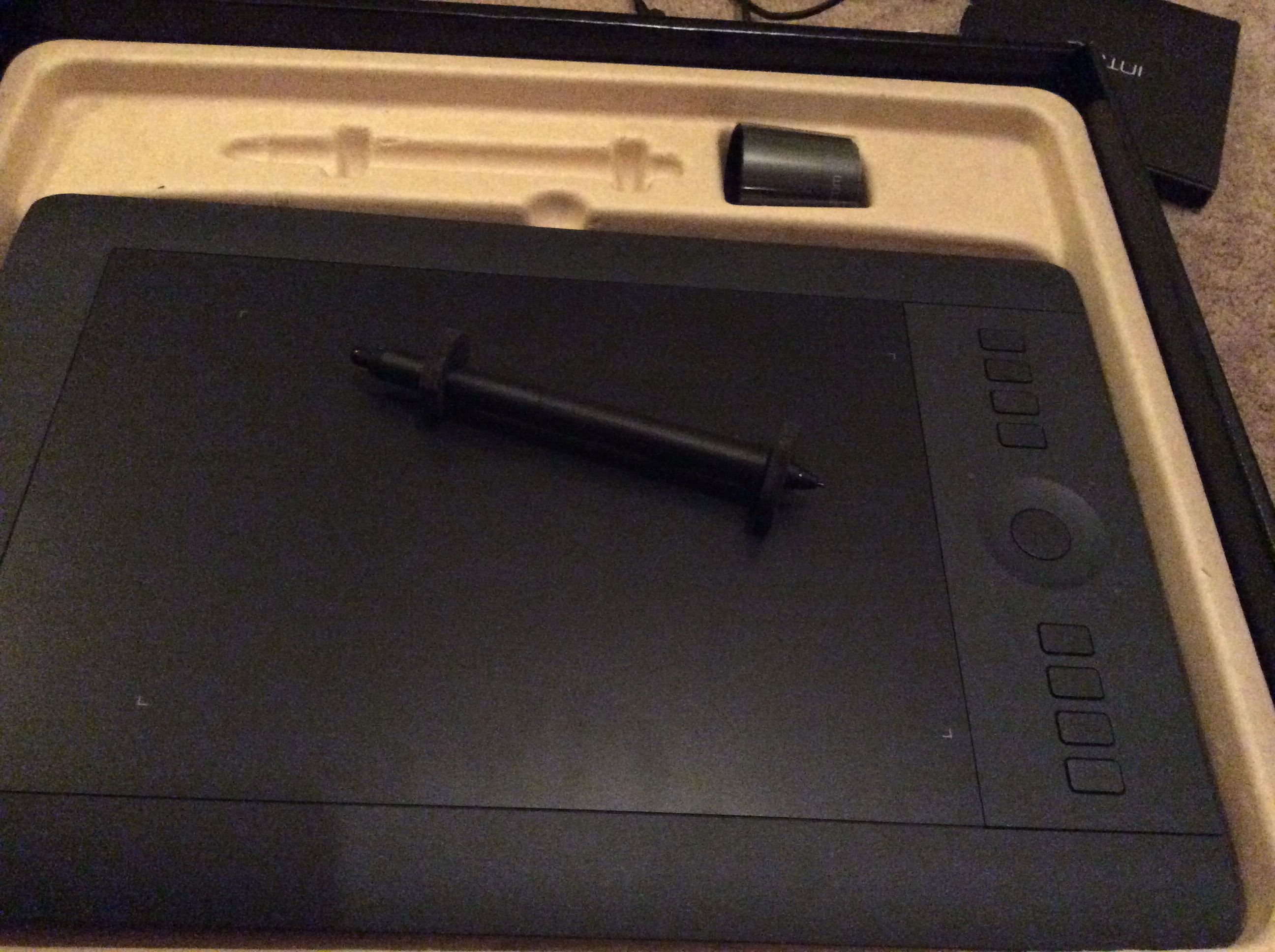 Tech Review: Wacom Intuos Pro (Medium, PTH-651) – The Art of