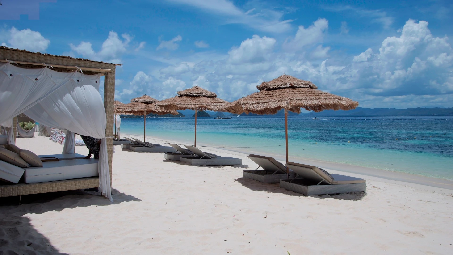 beachParallaxDaypass