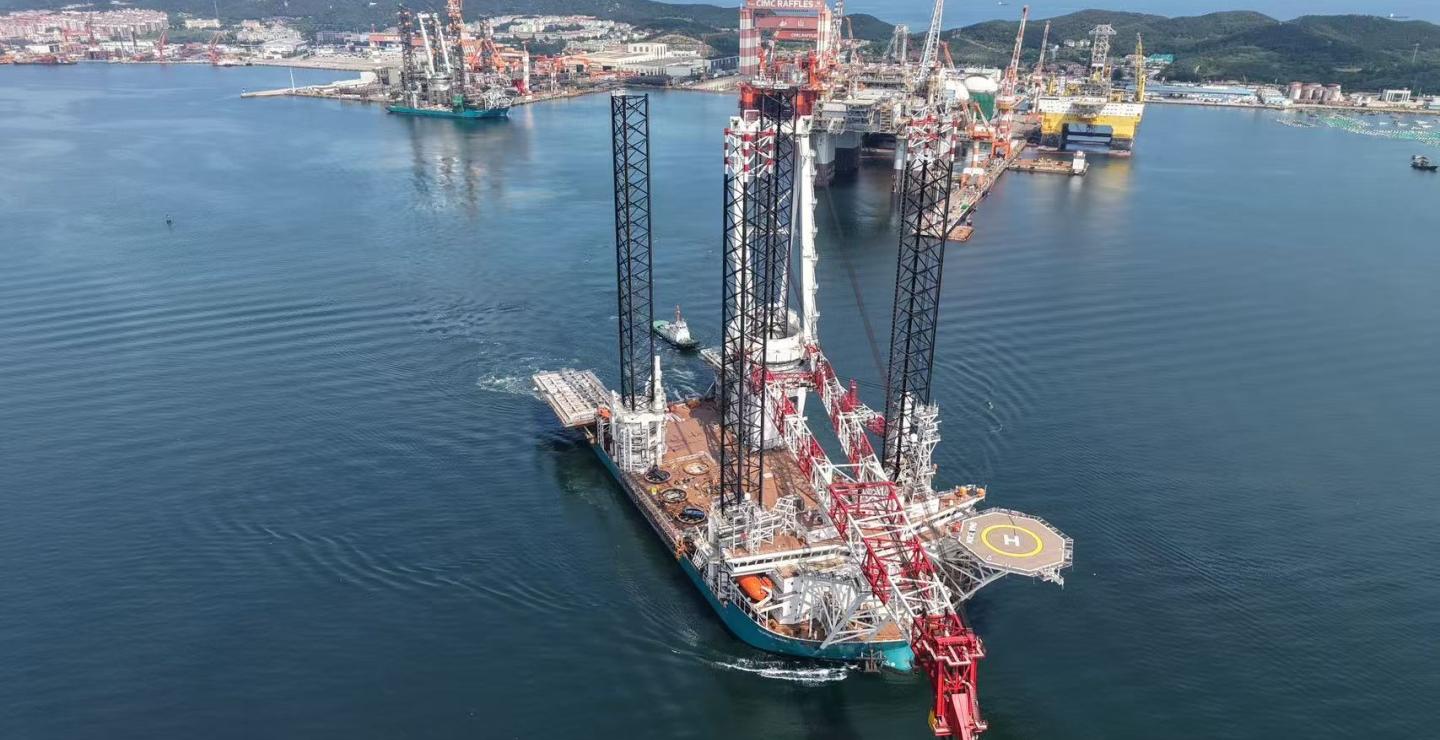 Wind turbine installation vessel Norse Wind sets sail for sea