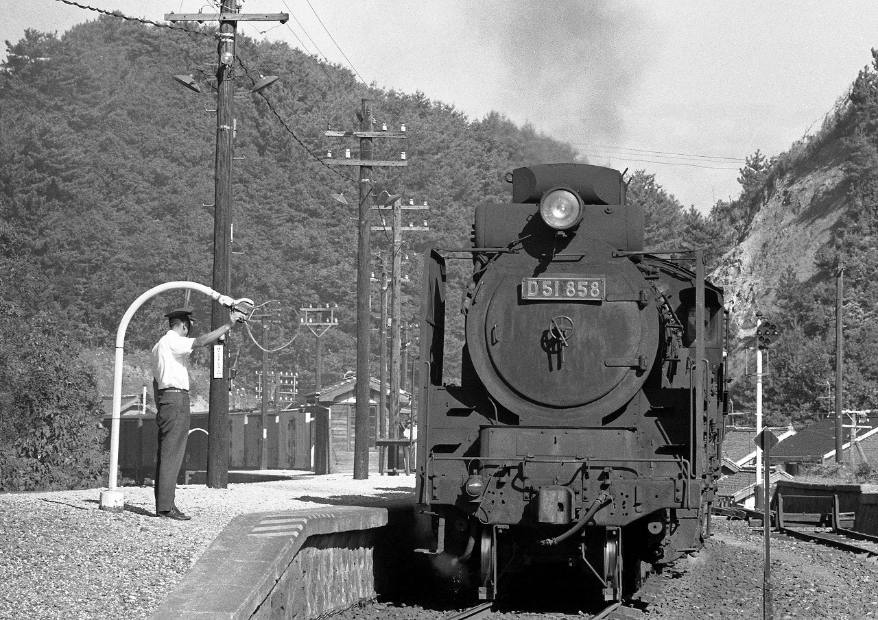 駅のある風景 ～37枚目の写真から～ 〈6〉 | DRFC-OB デジタル青信号
