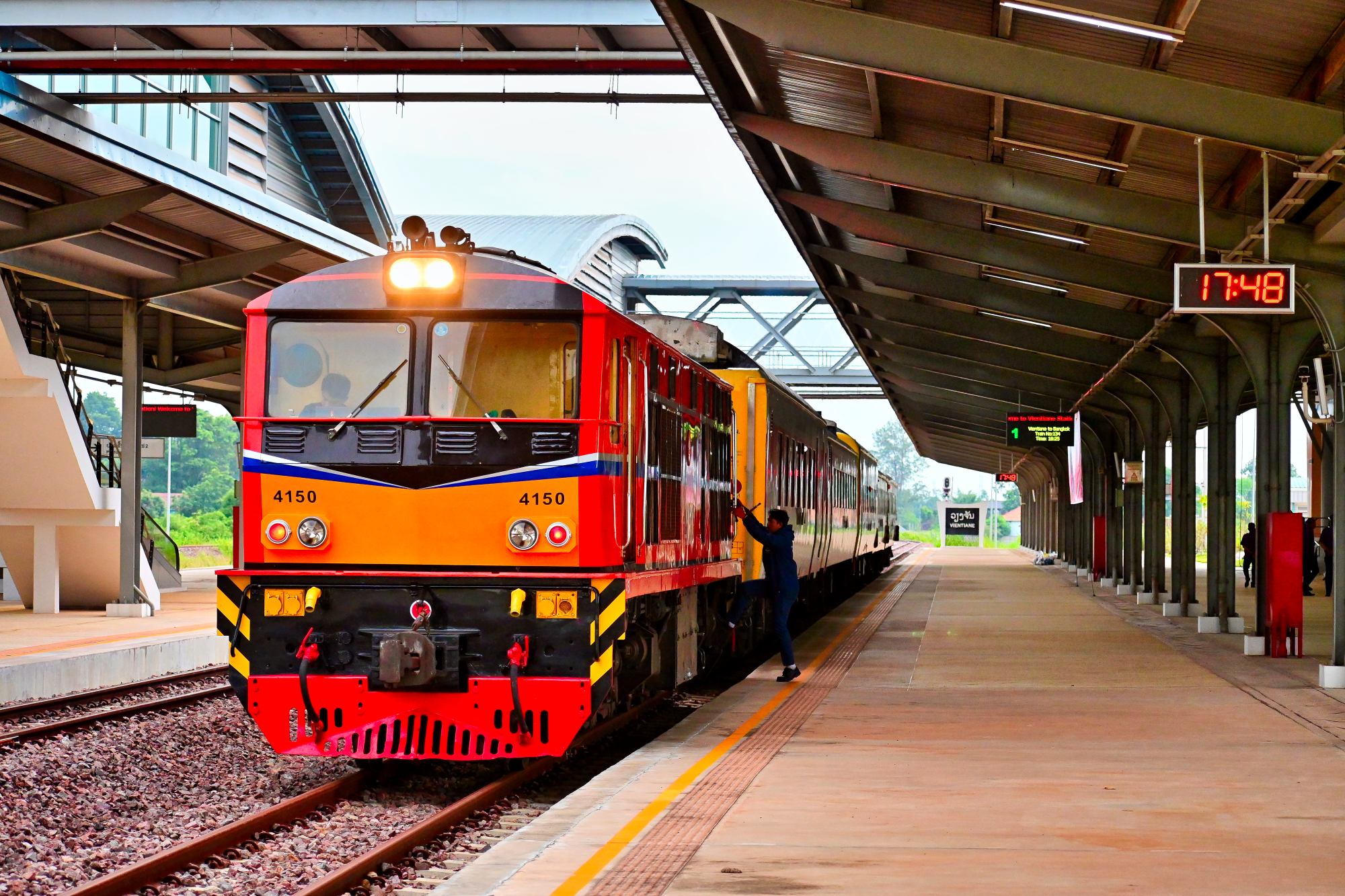 魅惑のタイ鉄道 観光列車で活躍・・・日本の鉄道車両がタイで“再就職”(2021年12月13日