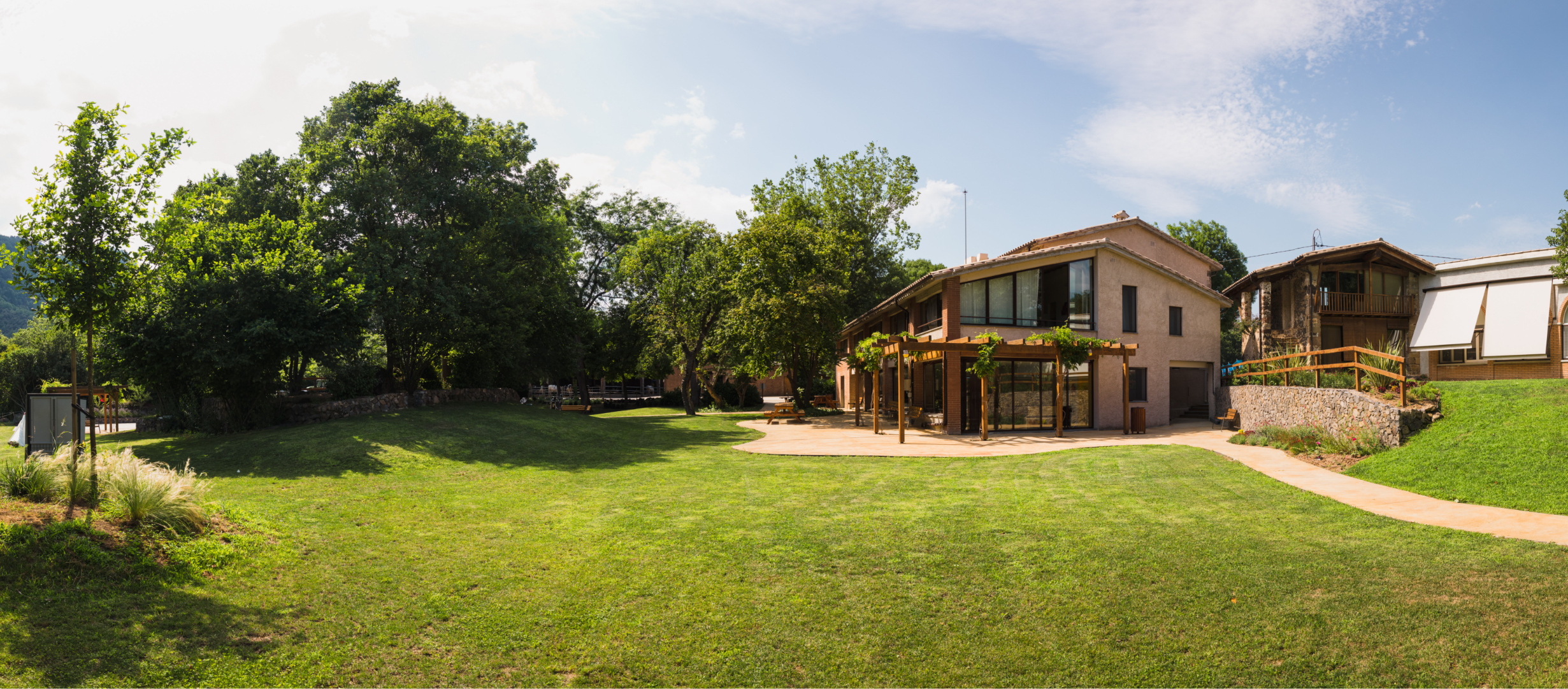 Form meets function in landscape steps made from diverse materials. Drim Nature Engineering Environment Landscapes