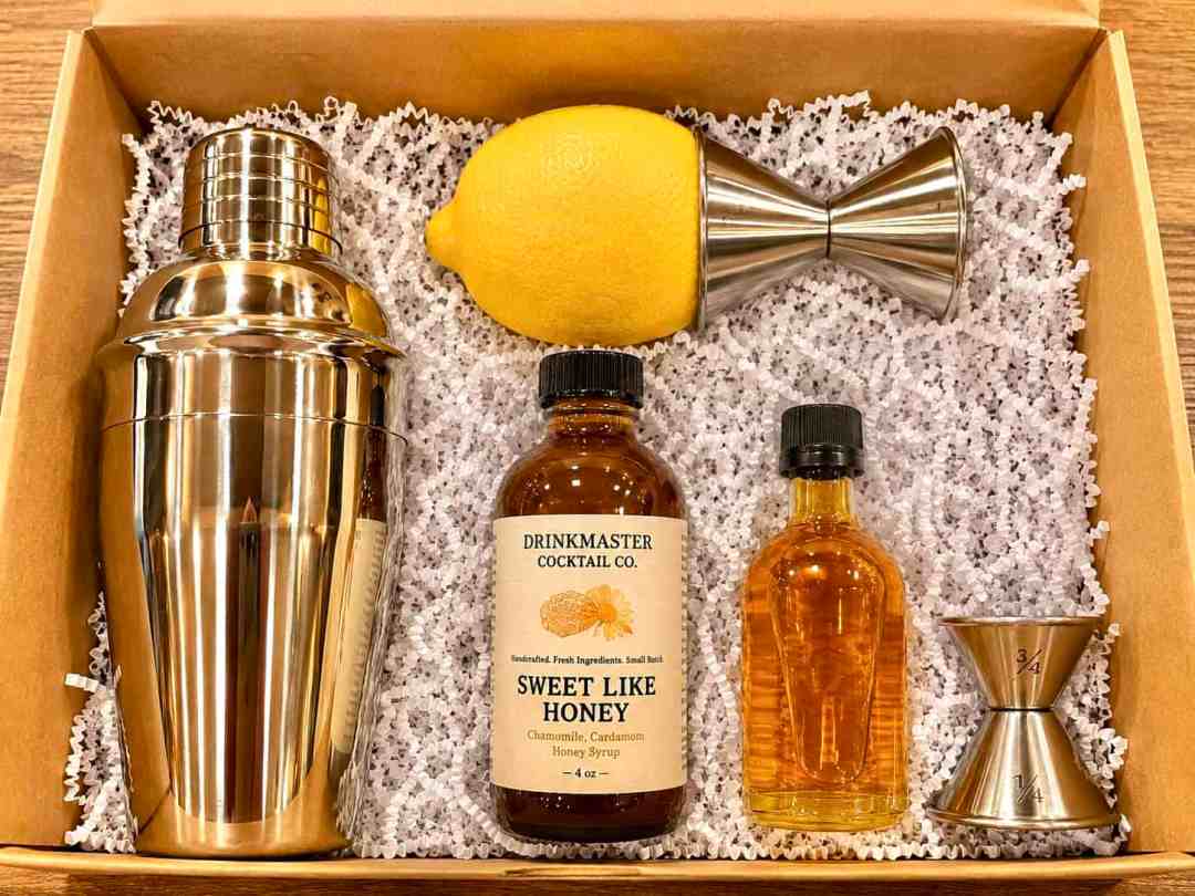 1 Cocktail Ingredients Kit - $32 (Includes Shipping)