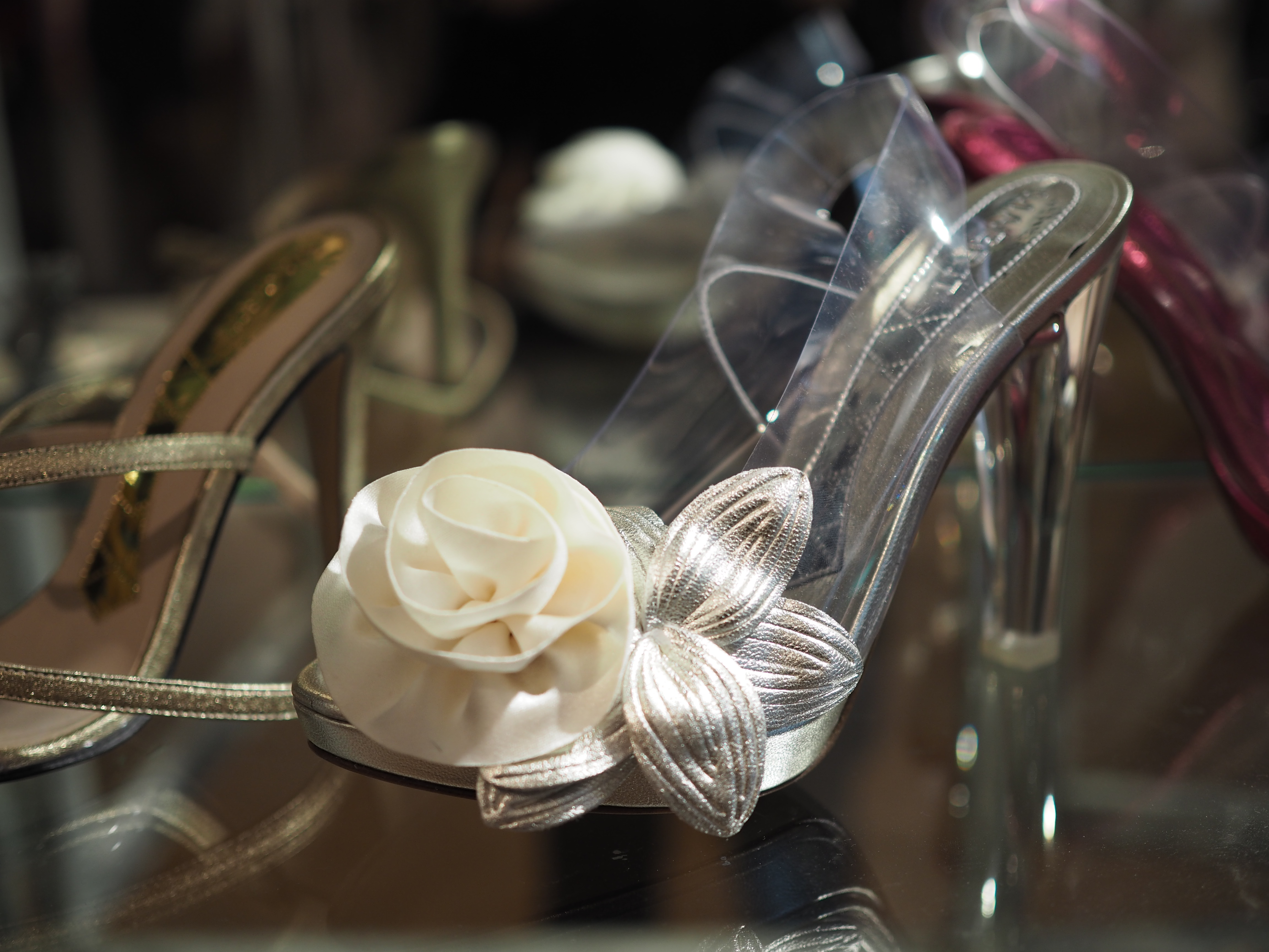 La icónica sandalia de vinilo de Magrit