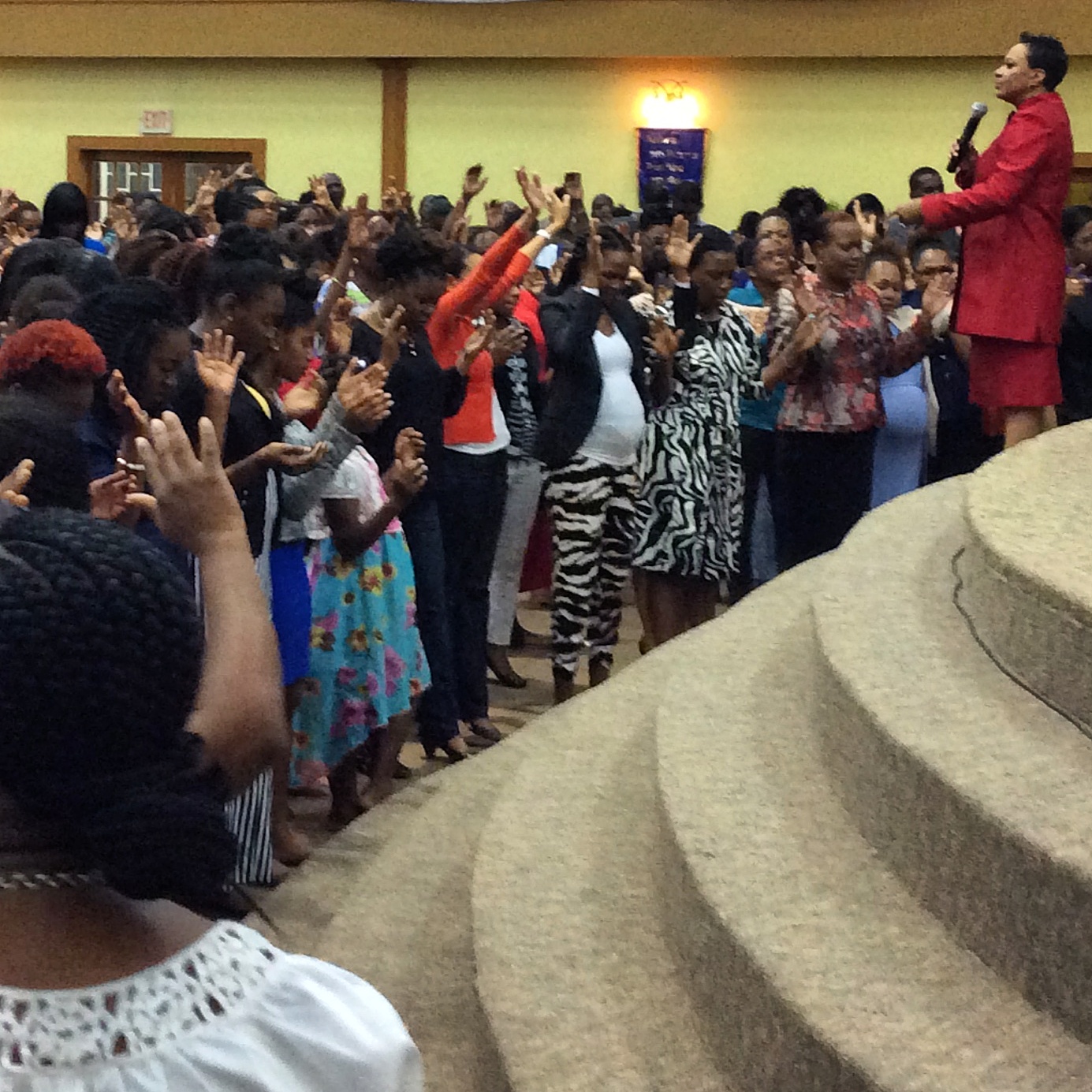 altar call at DWBB 2015