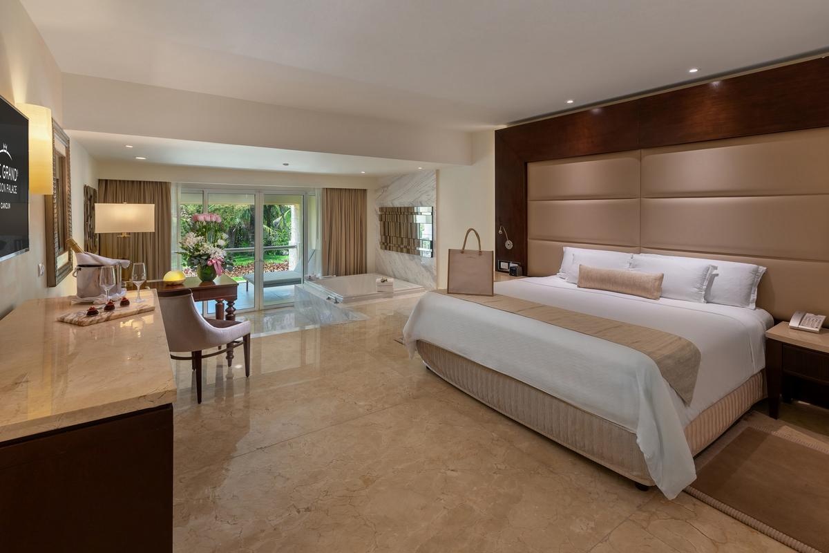 Grand - King Suite