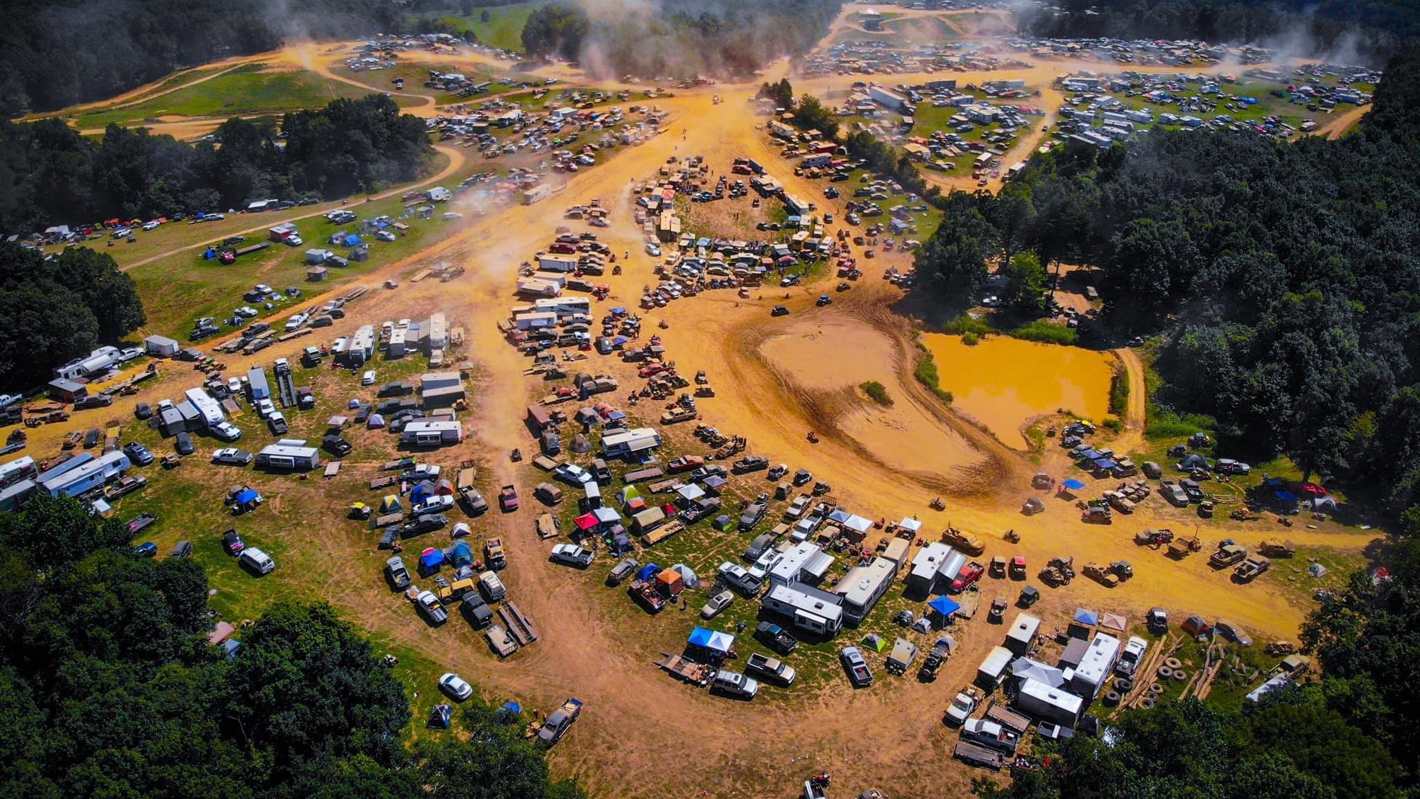 Drone shows massive crowds at Kentucky’s wild ‘Redneck Rave’ party