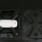 DJI Spark, Ersatzpropeller und Ersatz-Akku in der Box
