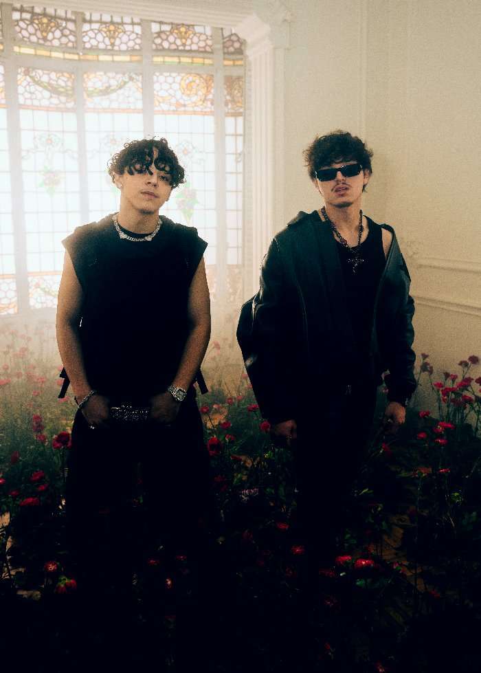 You are currently viewing XAVI AND GABITO BALLESTEROS DROP VIRAL FAN-ANTICIPATED SINGLE “CARTIER”