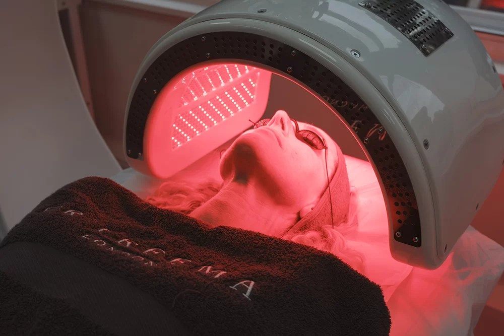 Dermalux LED Light Therapy at Dr Preema London Clinic 72dpi Dermalux LED light therapy at Dr Preema London Clinic Mayfair to treat pigmentation, sun damage and boost skin rejuvenation.