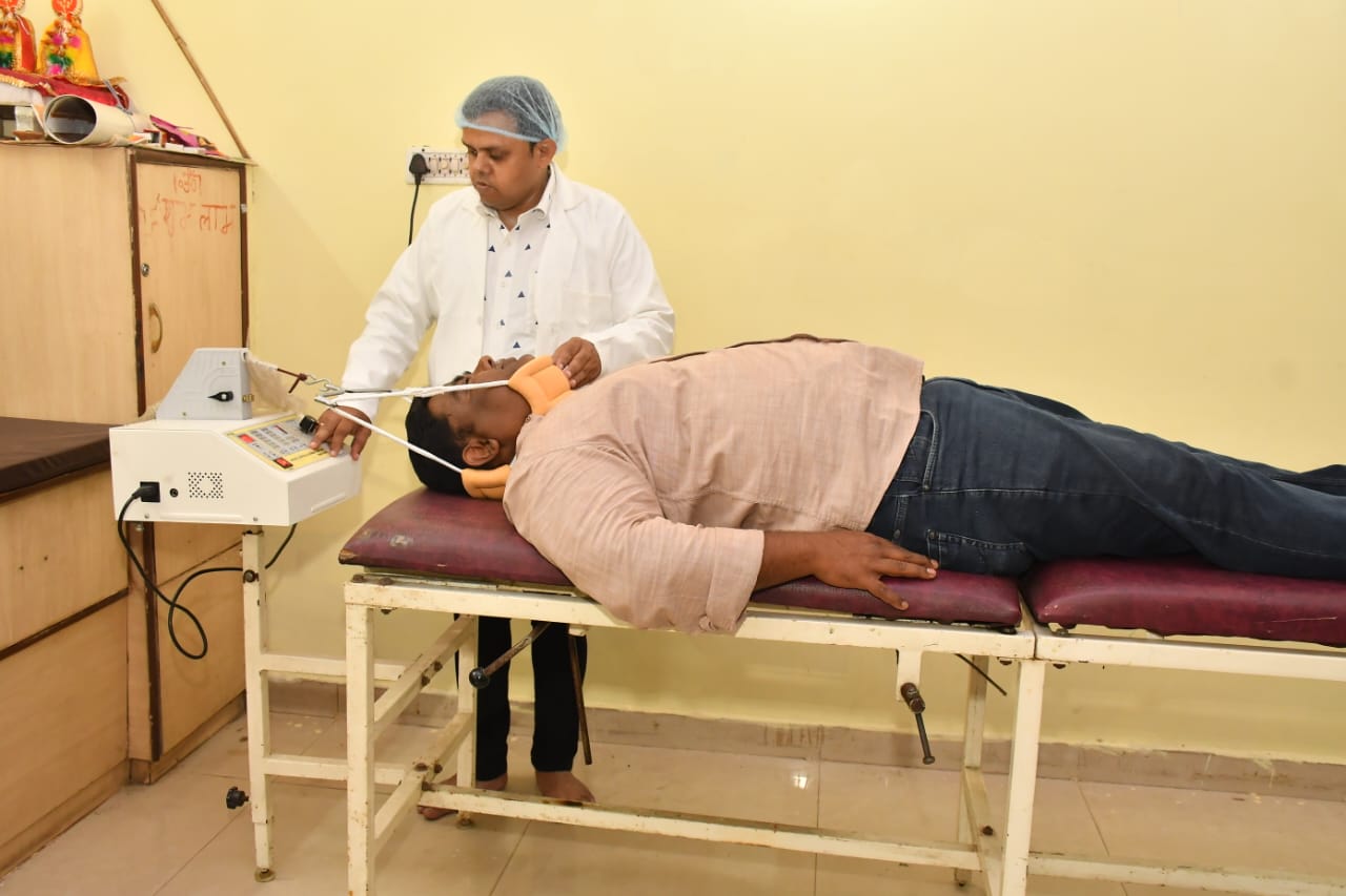 Best Physiotherapist in Kanpur Dr sharad Gupta