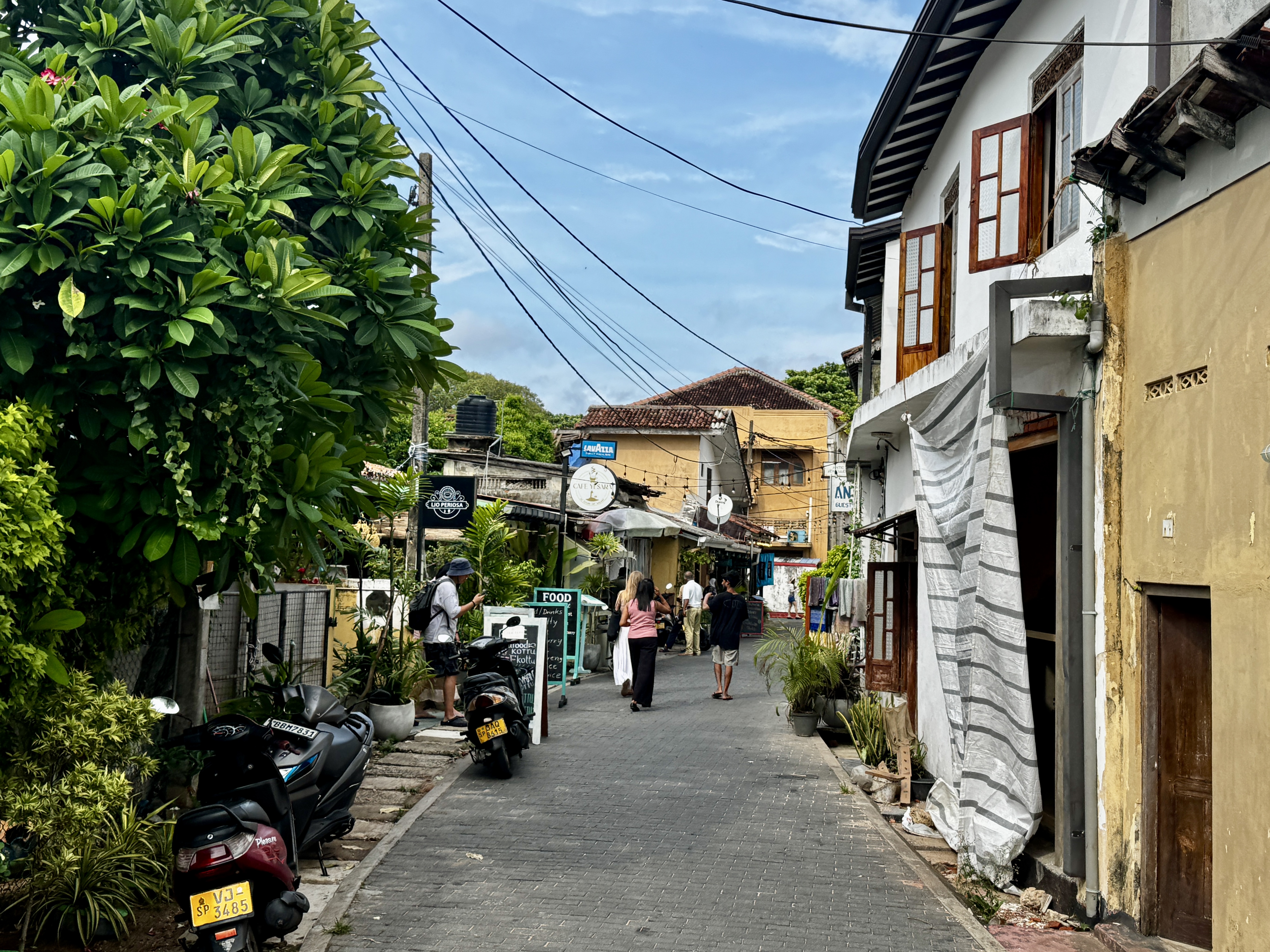 Lets give the back alleys a go