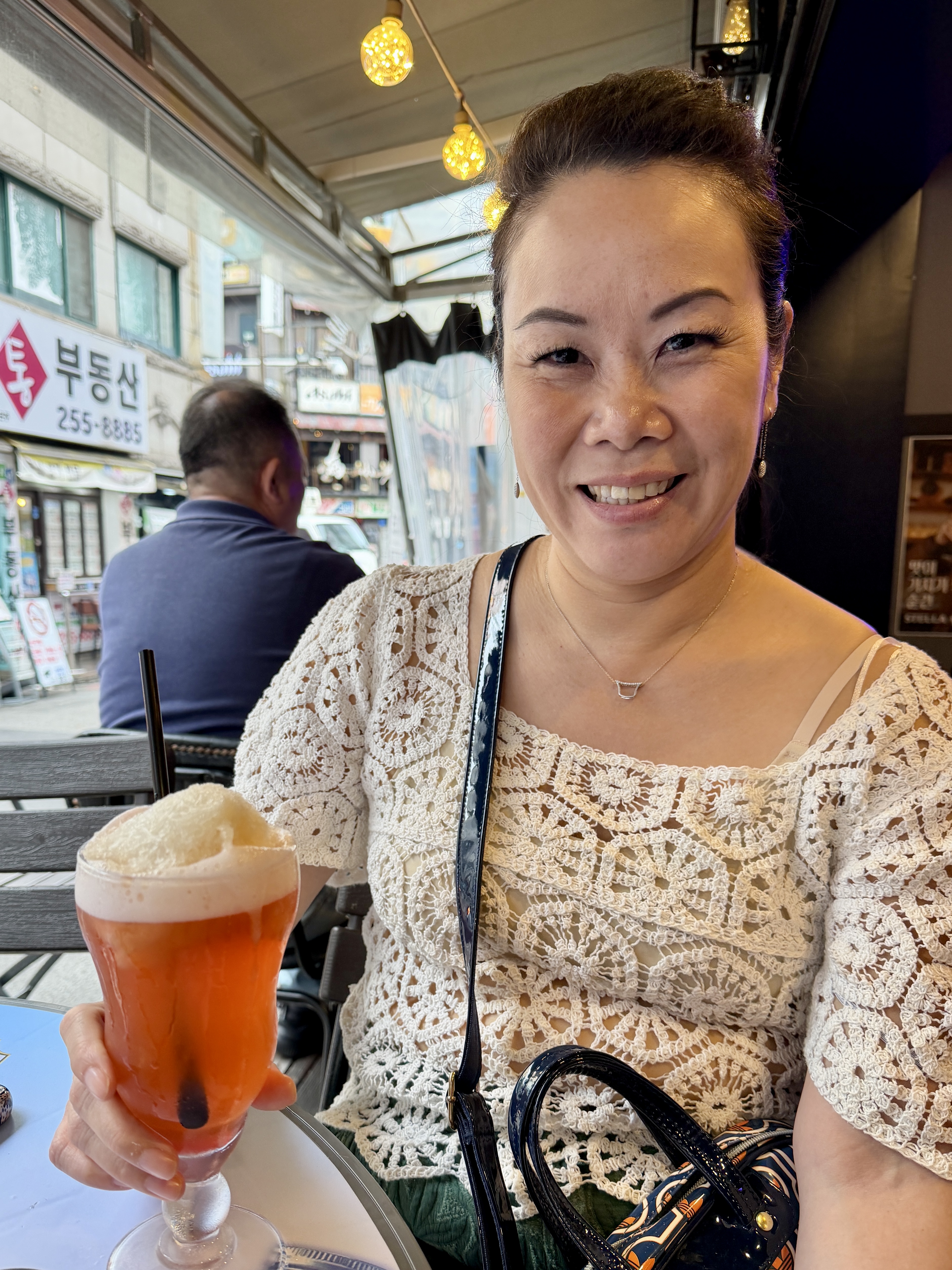 Anna's creamy beer