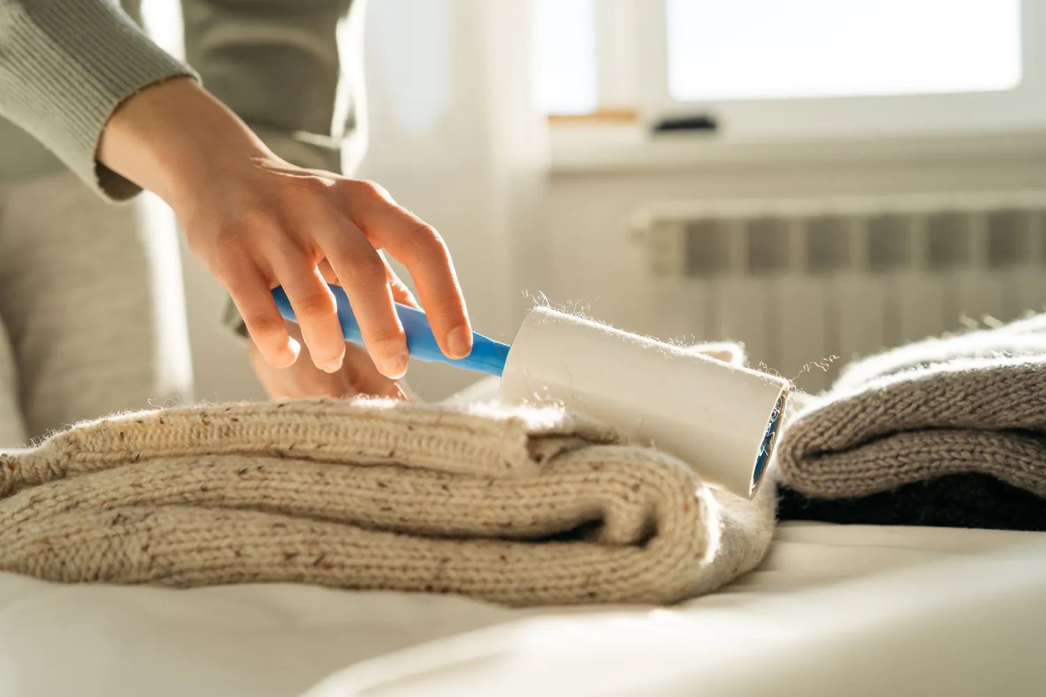 How to Get Rid of Lint on Clothes