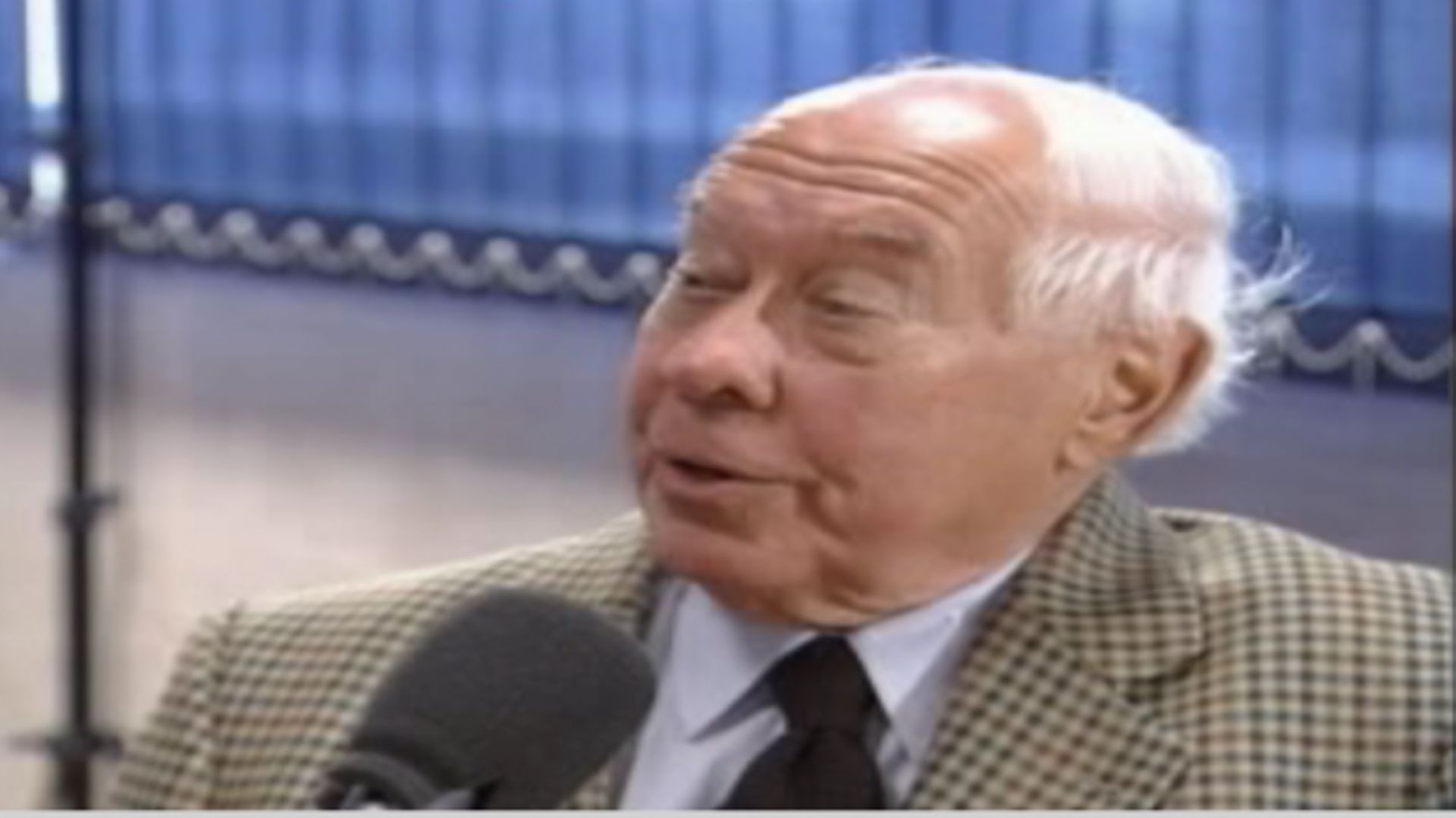 280 offres d'emploi disponibles sur indeed.com. Pierre De Vos Ancien Directeur De L Information Est Decede Rtbf Be