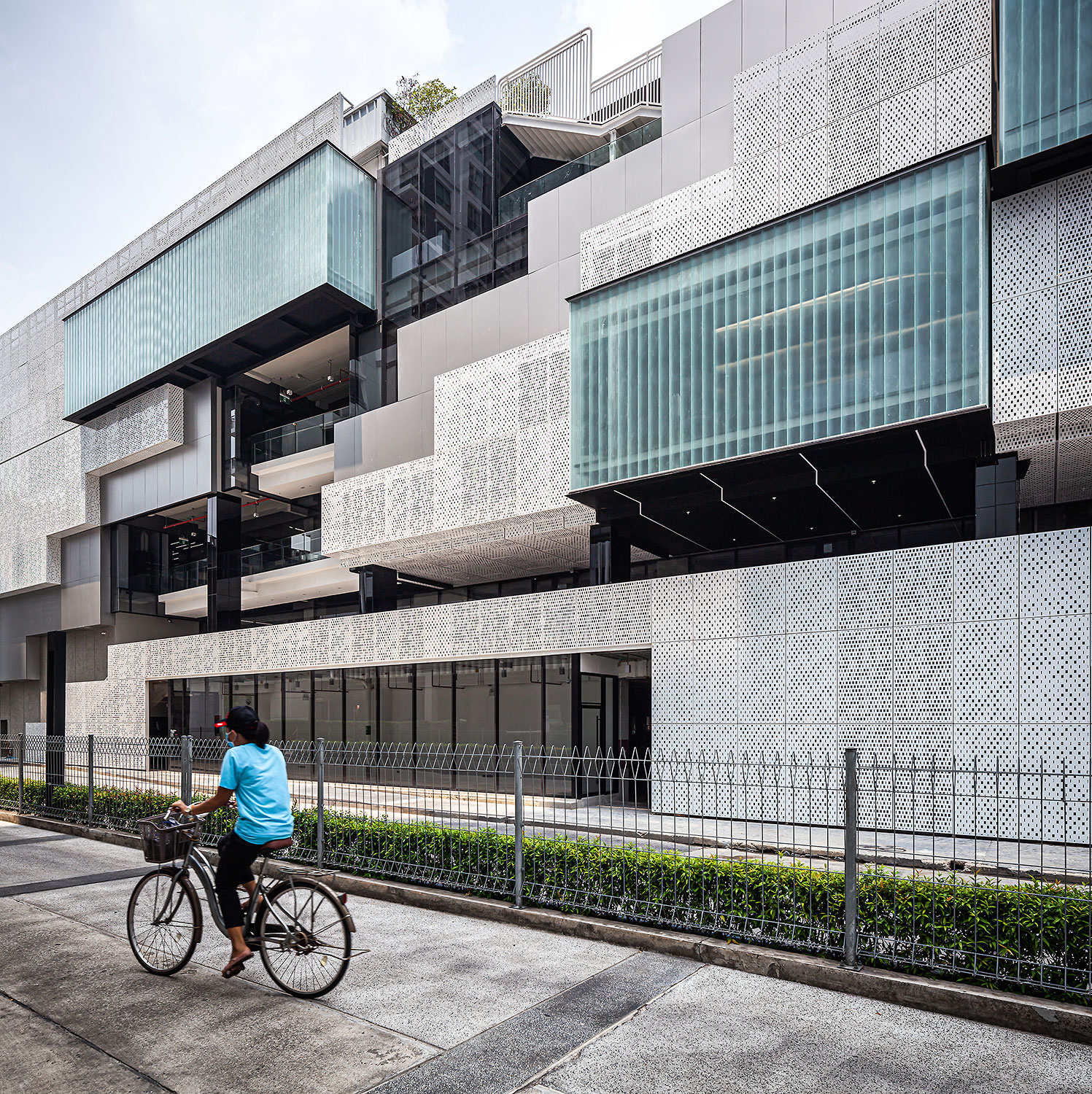 K+ ออฟฟิศแห่งใหม่ที่ทำให้การทำงานกับธนาคารไม่ใช่เรื่องน่าเบื่ออีกต่อไป ...