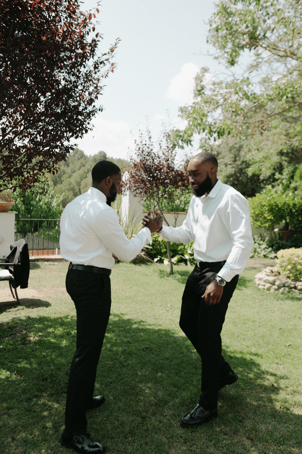 Groom and groomsmen morning before the wedding photo