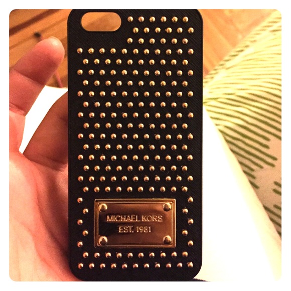 Naomi Campbell - michael kors phone case Naomi Campbell - michael kors phone case