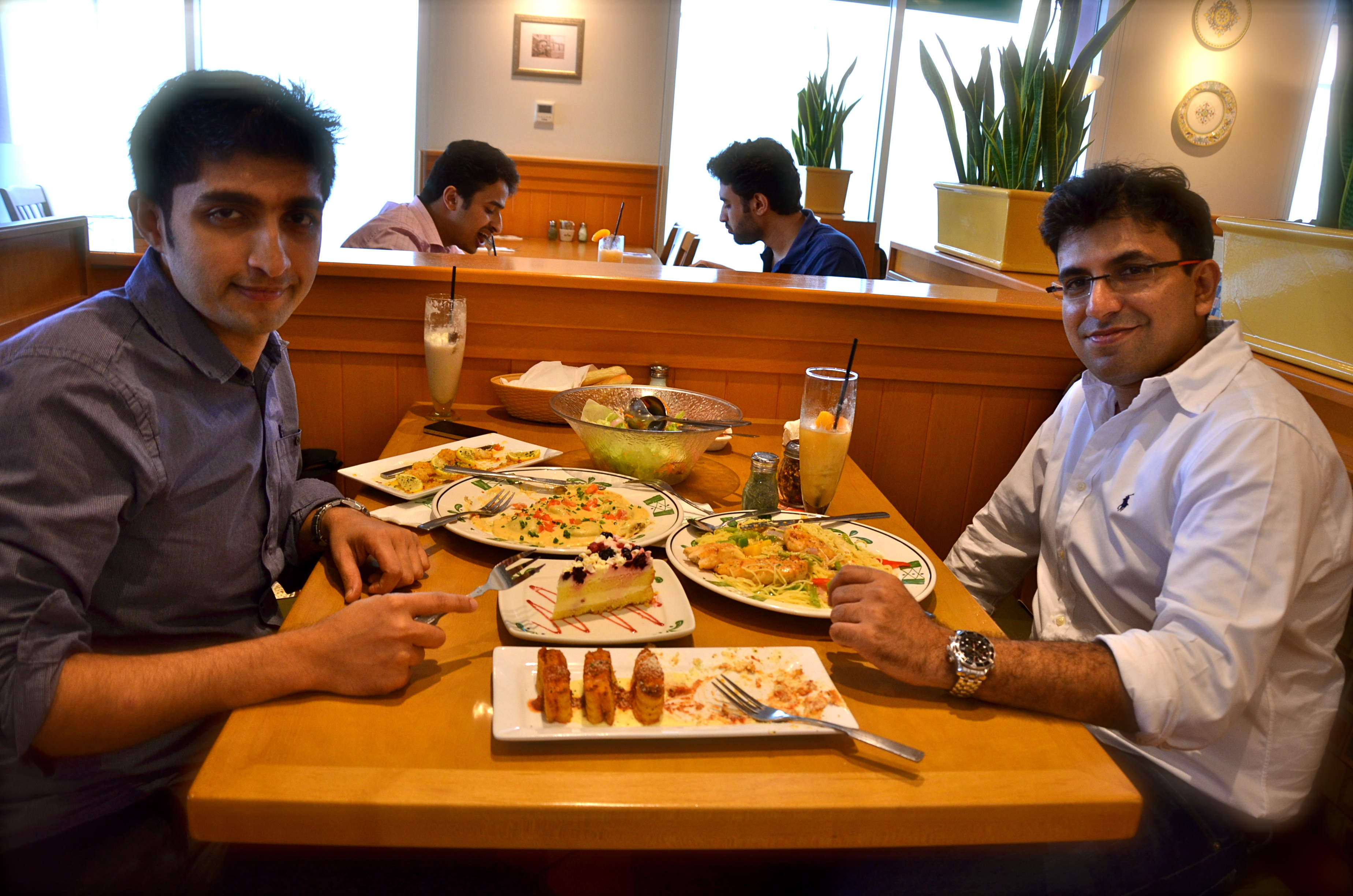 Olive Garden Dining Room Staff Eating At Applebee S Olive Garden