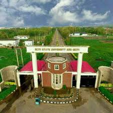 Did EKSU Award Two Of Its Best Graduating Students With N100, N2000? #YES