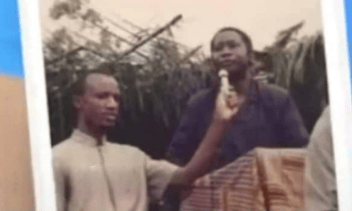 Source : Capture d’écran publication Facebook. Bruno Mesmer Anoi tenant le micro pour Laurent Gbagbo