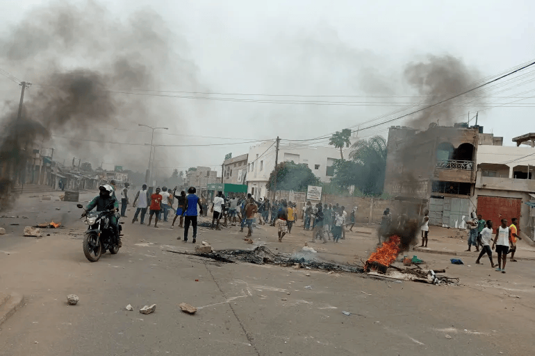 Togo protest: Old, unrelated videos used charge demonstration, spread falsehoods
