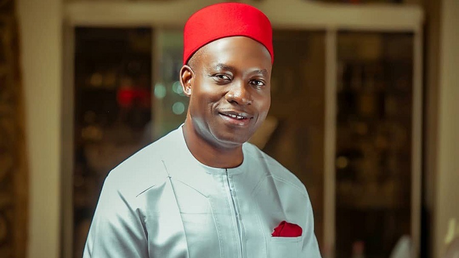 Viral video of Governor Soludo promising cash rewards for votes, true