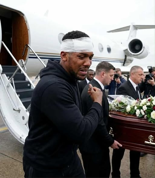 Viral image of Anthony Joshua allegedly mourning deceased friends, AI-generated