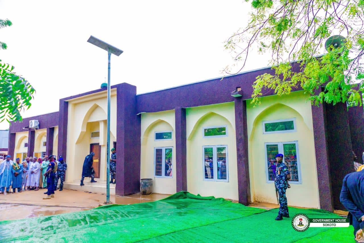 Viral video of youth beating Sokoto Imam over Muslim-Muslim ticket, misleading