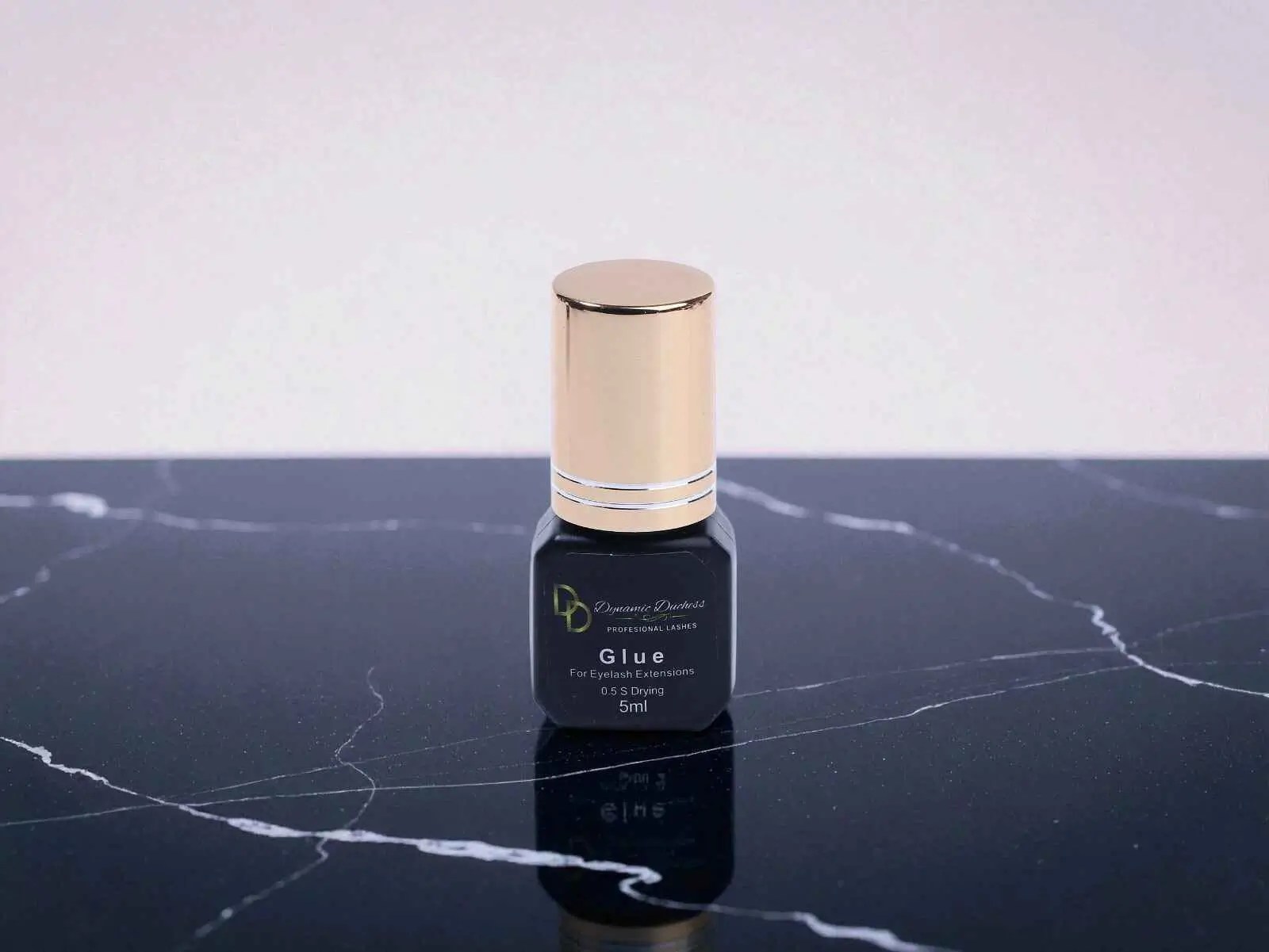 Lipici profesional pentru extensii de gene Duchess Lashes – adeziv rapid si rezistent pentru tehnicieni lash artist