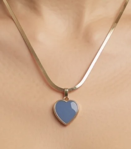 Chloe Heart Shaped Resin Pendant Necklace