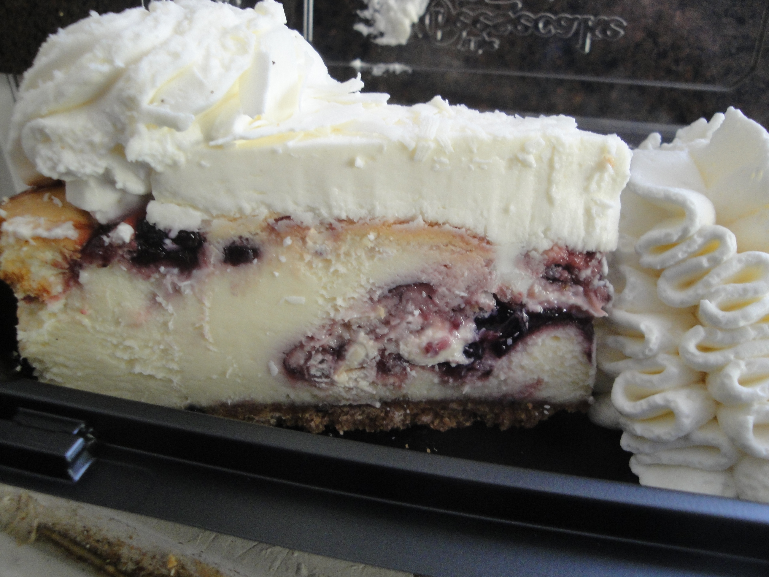 There's a reason cheesecake factory tops all of its cheesecakes with fresh whipped cream. Cheesecake Factory Cheesecakes Ducky S Always Hungry