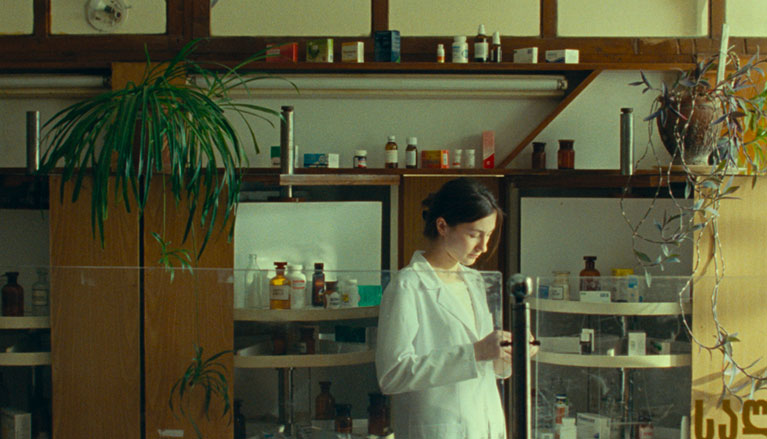 Pesaro 57 – Luce, Vita, Cinema: What Do We See When We Look At The Sky Di Alexandre Koberidze | Duels 439_x_767_jpg