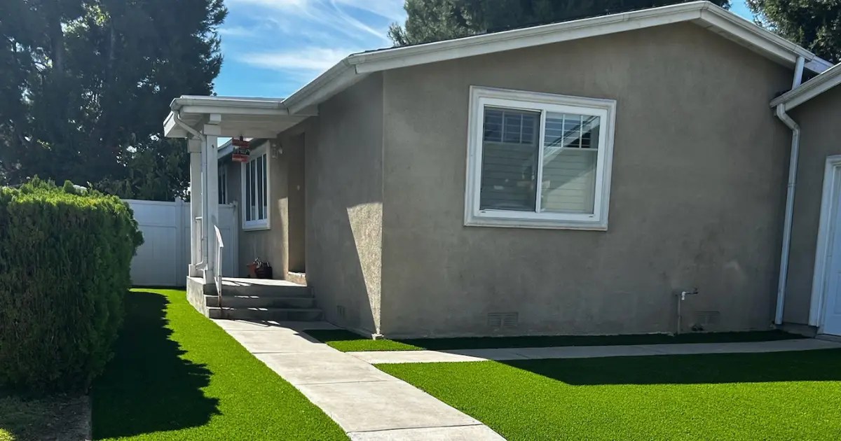 artificial turf and paver pathway installation Orange County