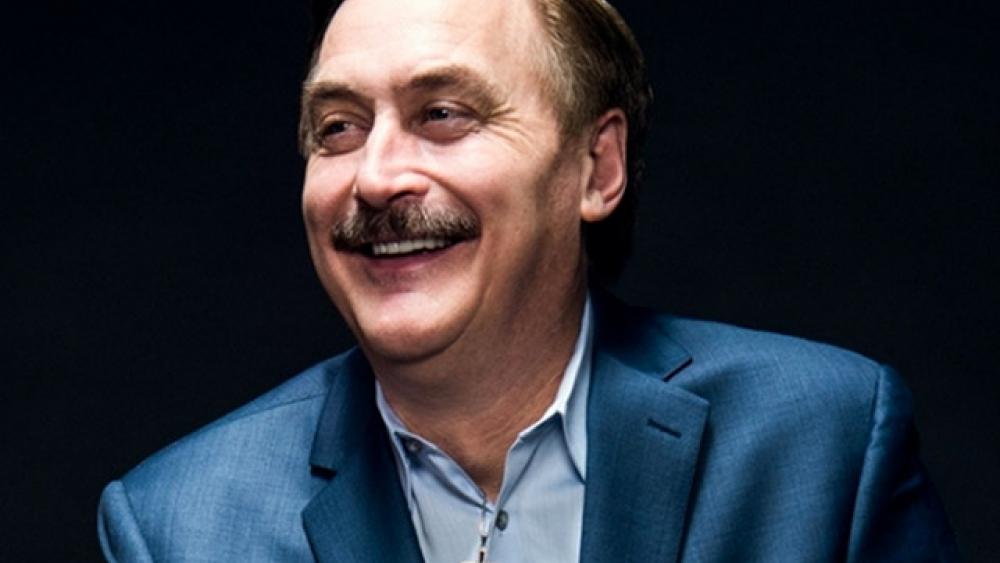 Lindell Confesses : ‘I Am Addicted to Crack Again’