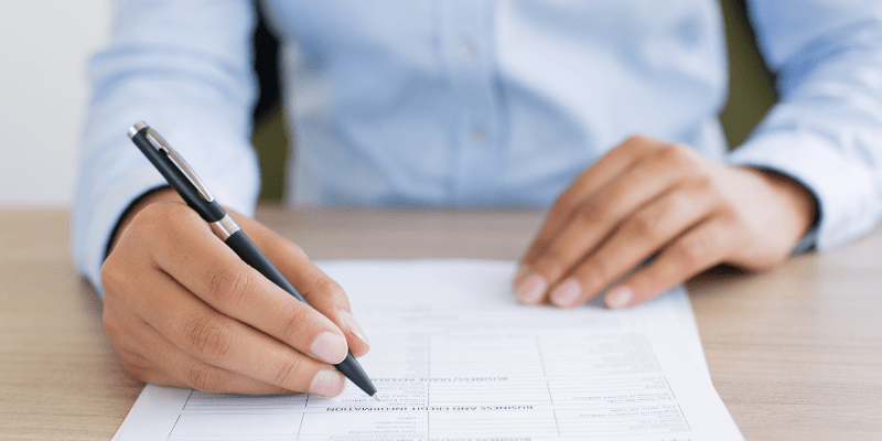 Reducing Injury Risk with Post-Offer Medical Questionnaires