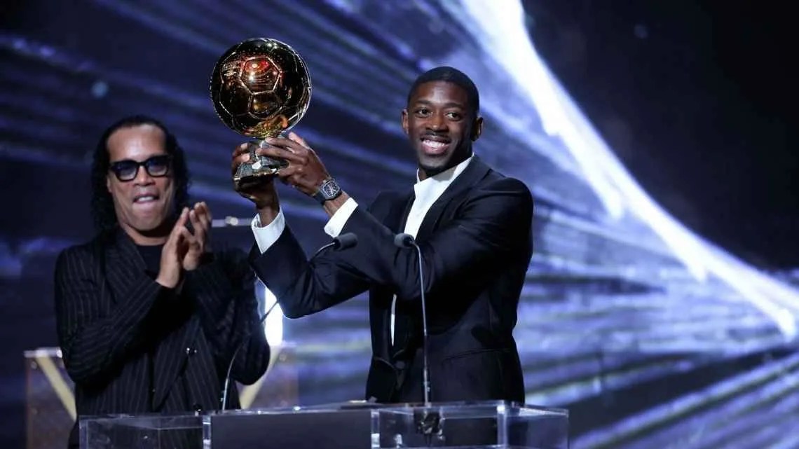 Ni Yamal ni Vitinha: Dembélé gana el «Balón de Oro 2025» tras histórica temporada con PSG 62 Ousmane Dembélé y Ronaldinho Balón de Oro 2025 PSG