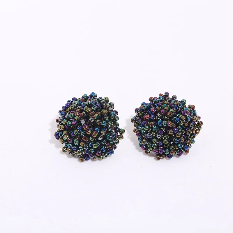 Aretes estilo botón de mullos tejidos