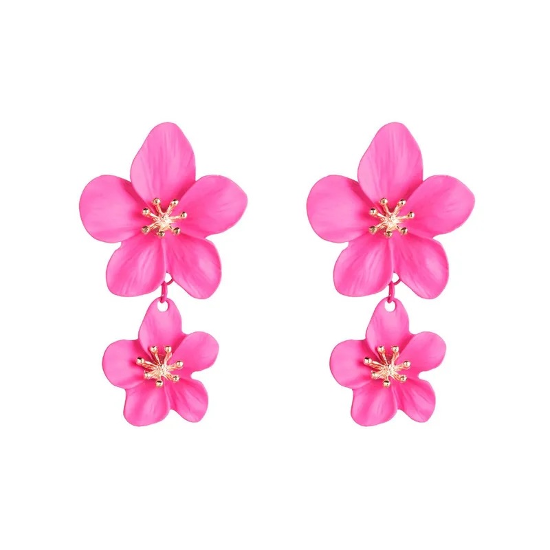 Aretes largos de flores