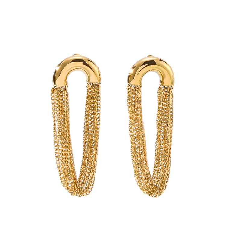 Aretes dorados con varias cadenas colgantes