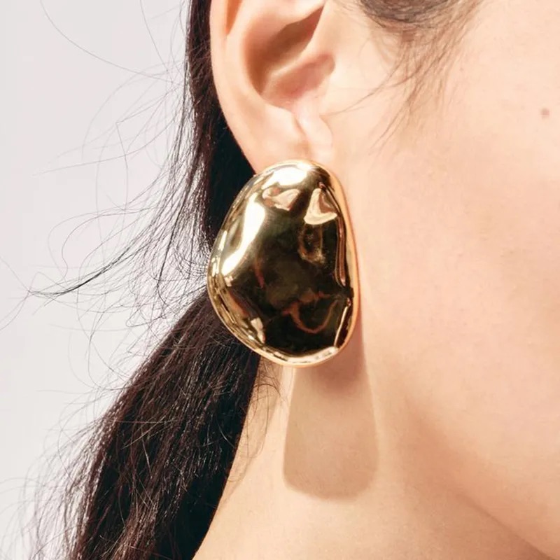 Aretes medianos ovalados