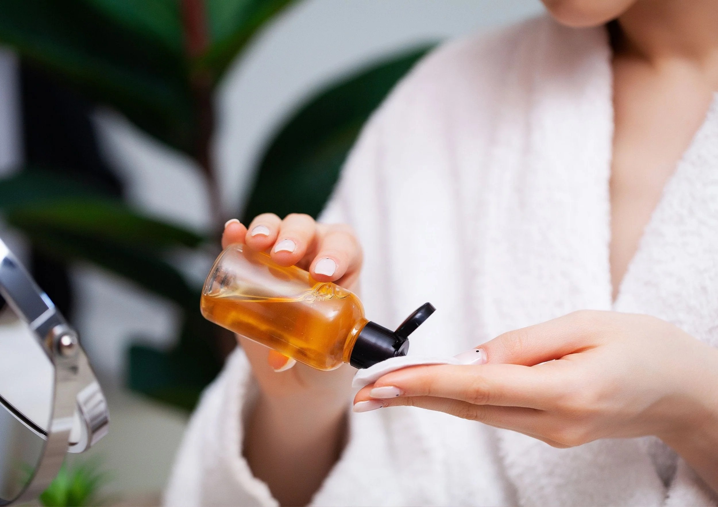How To Use Witch Hazel As An Alternative Deodorant Duradry