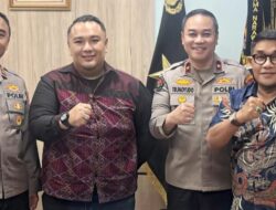 Ketum B8 Center  Silaturahmi Strategis ke Divisi Humas Mabes Polri