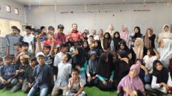 Bunda Salma Kunjungi Anak Panti RSAN