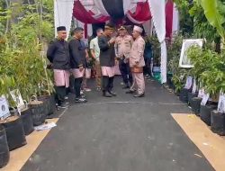 Dukung Gerakan Go Green Kapolres Lhokseumawe, Papan Bunga Resepsi Putri Ketua DPRK Aceh Utara Diganti Bibit Pohon