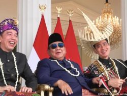 Momen Prabowo, Jokowi, dan Gibran Tertawa Bersama Usai Upacara HUT RI