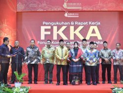 Hadiri Pengukuhan Forum KKA, Wagub Aceh Sampaikan Otsus dan Tanah Wakaf Blang Padang