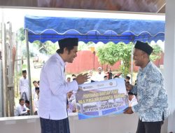 Wujud Kepedulian Pendidikan Agama, PT PIM Serahkan Balai Pengajian dan Kitab Gratis untuk Santri