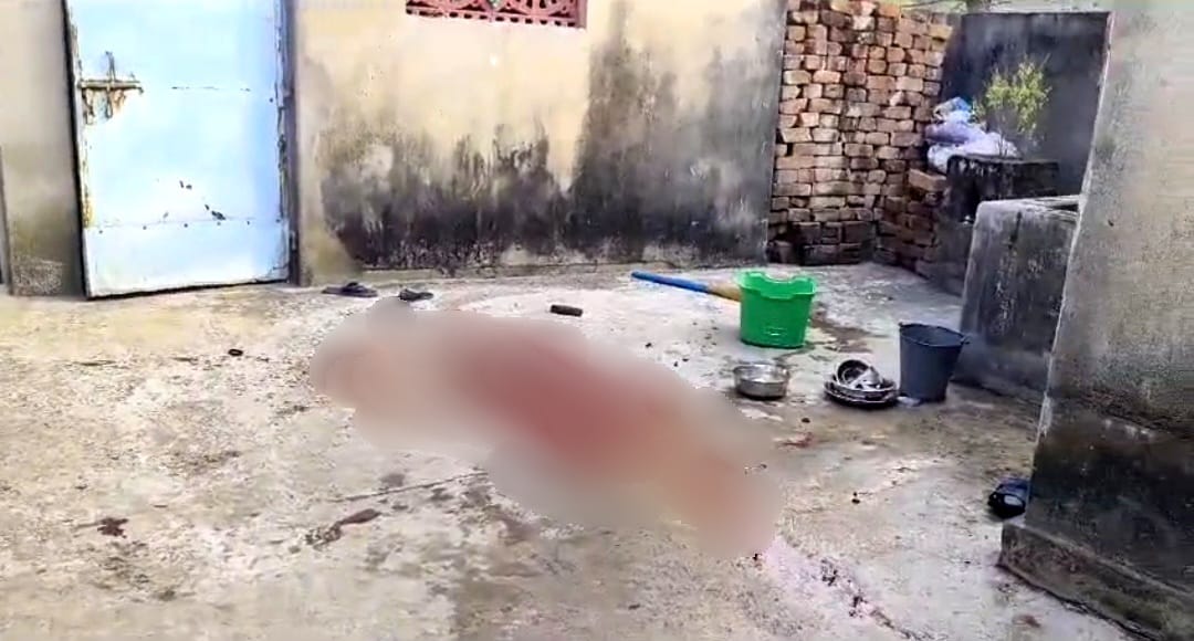 বৌদিকে কুপিয়ে খুন করল দেওর! ভয়াবহ ঘটনা দুর্গাপুরে
